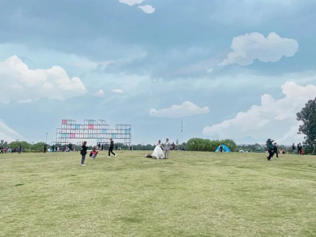 成都出发最快0.5h，山林湖岛间露营烧烤，野趣又好玩！