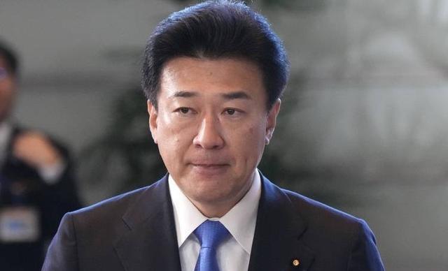 高市还没道歉，中日又出现新争端	，日本通知中国，必须解释一件事