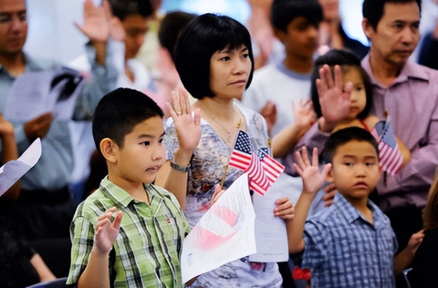 美国身份明码标价！100万就能插队拿绿卡，特朗普的算盘也太精了