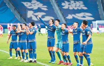 赢下黑马!7月16日下午，中超传来云南玉昆、北京国安、申花新消息