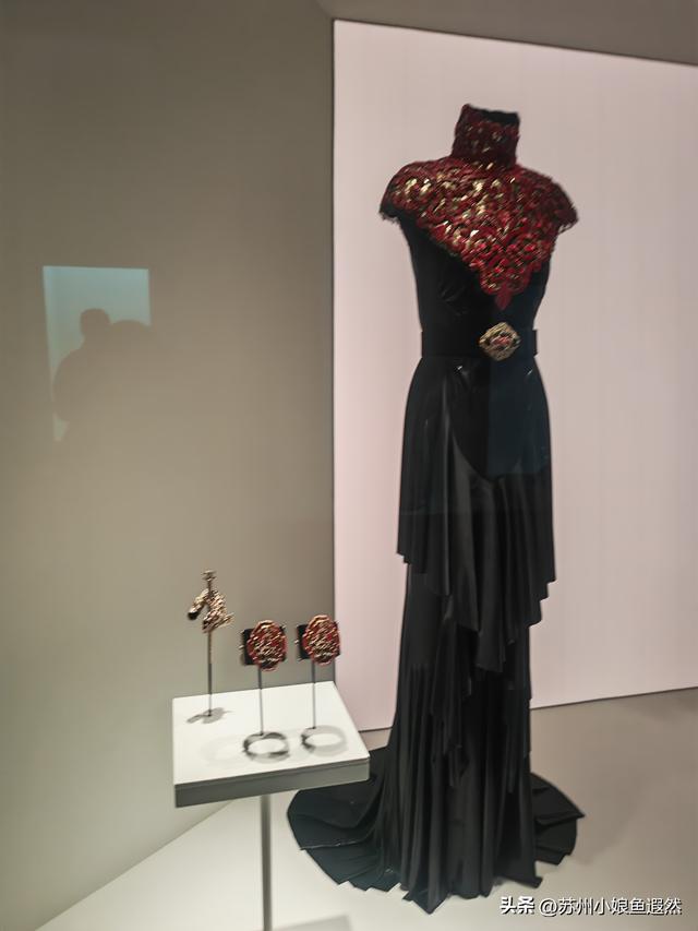 冬日限定浪漫！上博打卡百年旗袍，邂逅张信哲私藏的东方摩登