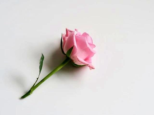 让一个男人爱上你以后离不开	，不是你的长相，而是以下几种感觉