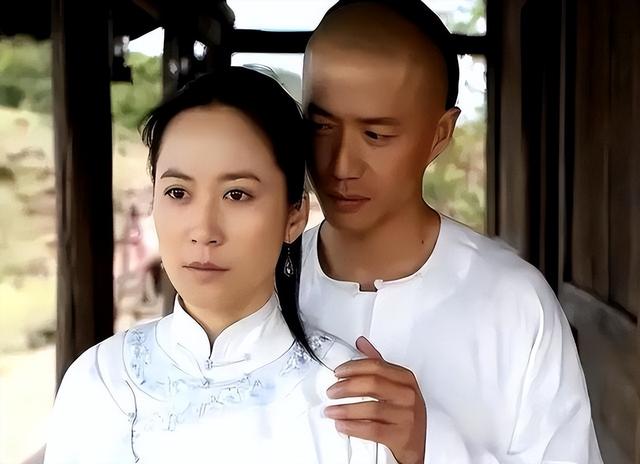 至今未婚未育！但有固定伴侣陪了近20年，54岁的她才是真人间清醒