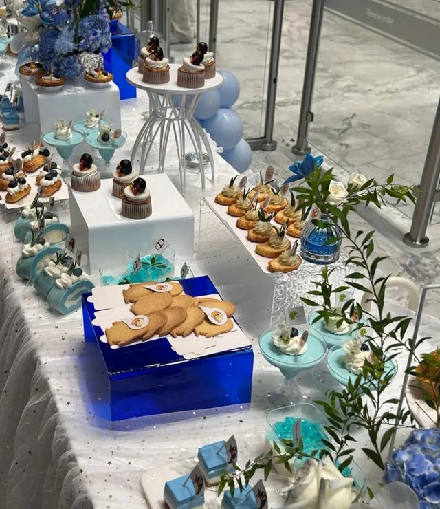 腾讯广州总部乔迁，第一天就有人蹲帅哥
