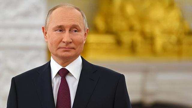 高市早苗出招：拼速度的时候到了！日本高层赴俄，在中国背后捅刀