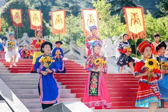 “清凉资源”释放消费活力，汶川避暑经济“火”力全开~