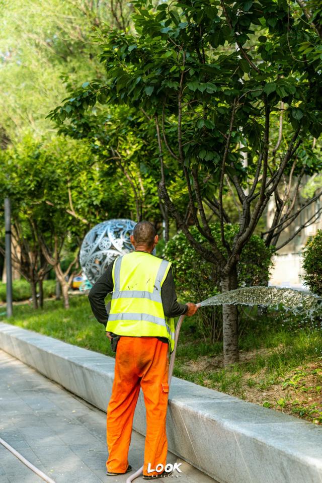 “亮马河,在北京会去一万次的地方”