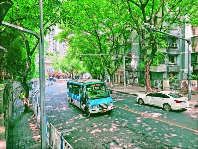 把南岸拍出电影感之海棠溪新街