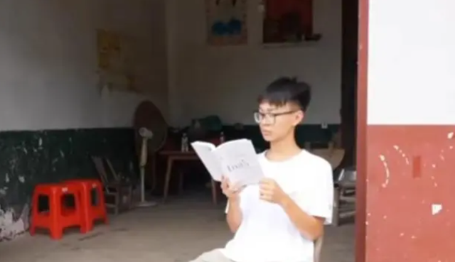 寒门再出贵子！庞众望之后又出周糠顺，天崩开局高考却考出642分
