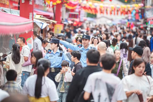 你景点驻足，我为你守护