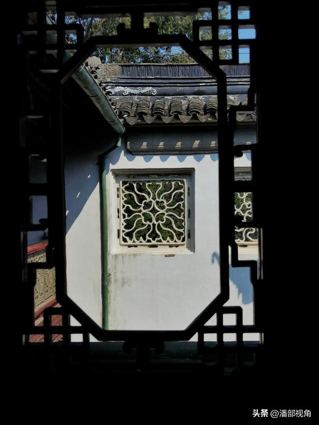 走进苏州东山雕花楼