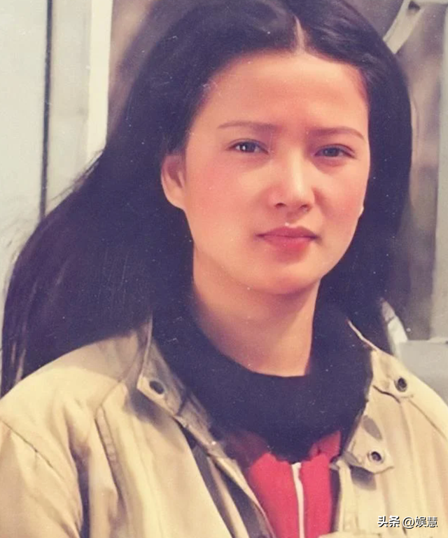 六小龄童、马德华等众星悼念何晴，追悼会将于15日在北京举行 第2张