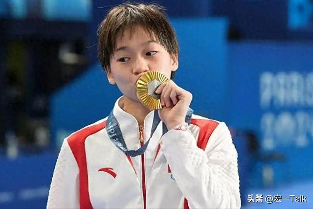 远离“造神”陷阱，央媒新闻报道，揭开了18岁全红婵的真实处境