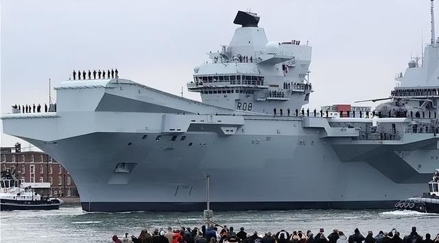 又让张召忠说中了？东拼西凑800亿建的双航母，如今彻底成为累赘​