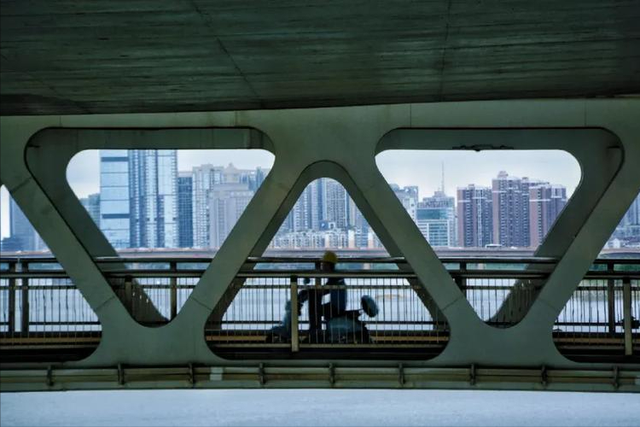 商场变4A景区引争议，年轻人，比起牌照，我更在乎能不能发朋友圈