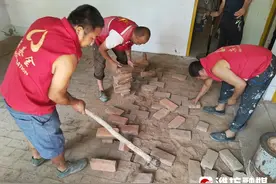 “为您安个家” 让困境老人住得更舒适图片