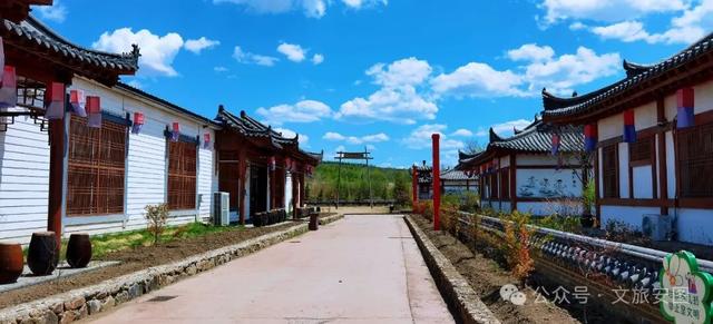 【“双线”开通 畅游安图】中秋遇国庆，做好准备邂逅长白山下的秋日浪漫吧~