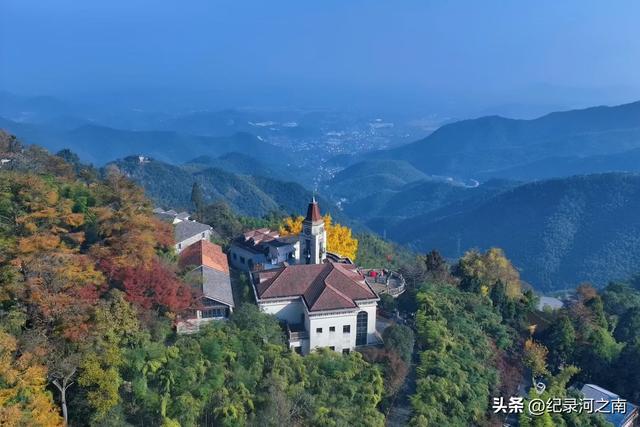 莫干山的秋色是美丽的但千想万想没想到人生第一次拉胯徒步竟在此