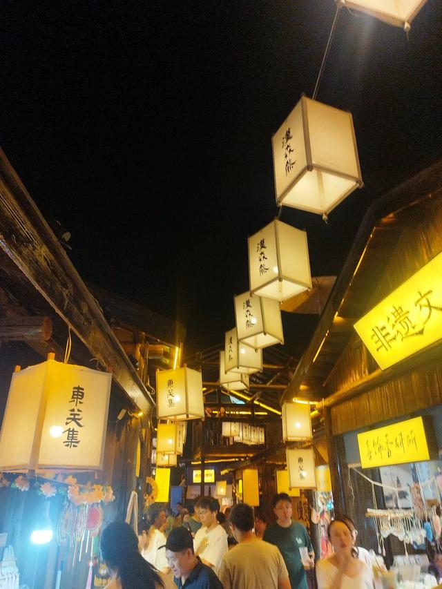 八月没鹅上扬州，关东街—来过却徒留遗憾的地方，我的烧饼与鹅