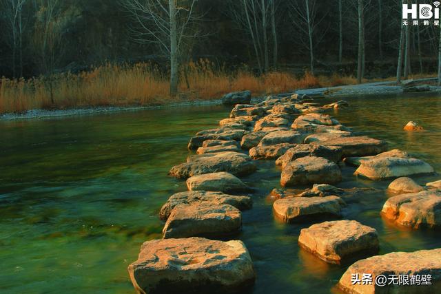 淇石园：山为幕，水为弦，石列座