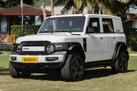 为了“耍帅”牺牲了太多，试驾奇瑞iCAR V23，值得入手吗图片