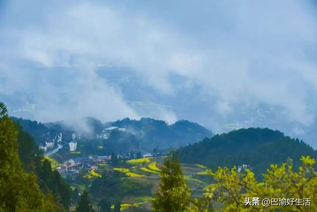 重庆綦江袖珍小镇：近主城、似“空调”，避暑人比全镇人还多！