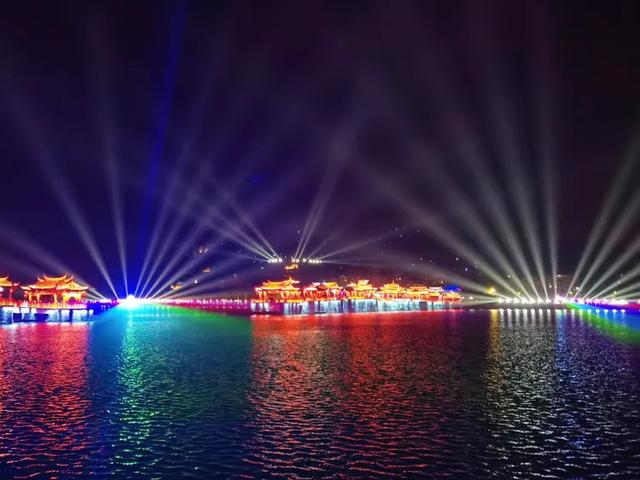 广济桥灯光秀 潮州的历史与浪漫