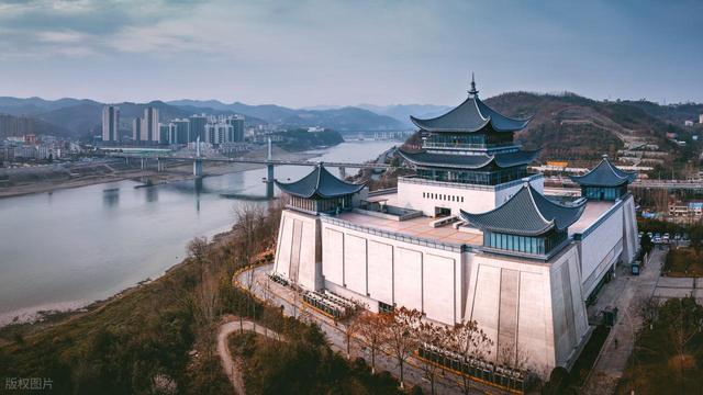 北京人去了汉中和安康，直言不讳：汉中人和安康人气质根本不一样