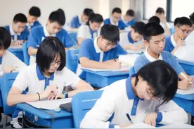 【深圳特区报】2024年高中阶段学校招生计划发布 今年我市普高录取率将超70%图片