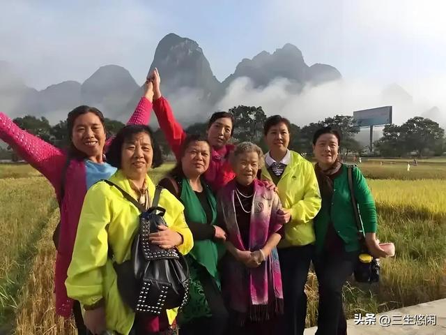 为何现在旅游景区里，游客都以中老年妇女居多，其实原因并不复杂