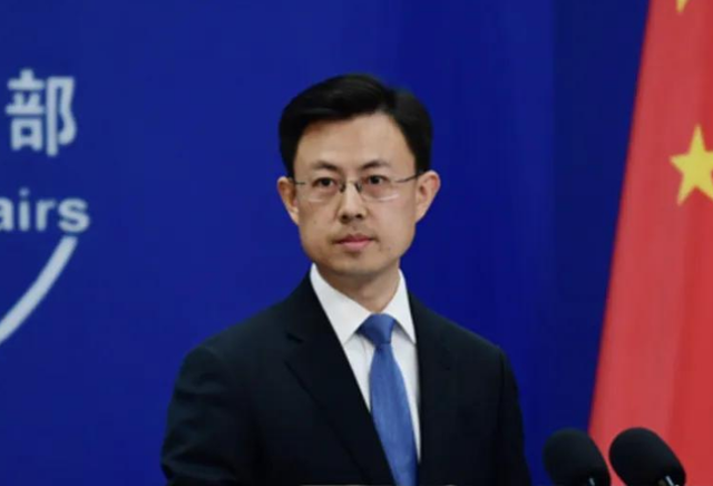 特朗普施压成功，首个随美对华加税国家出现，中方早已划下红线