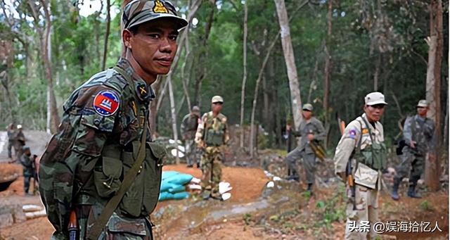 三天攻下柬埔寨？泰国外长赴美求助，47国收到通知，中方斩钉截铁