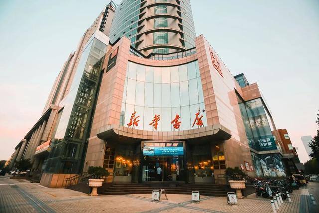 坐着BRT,逛吃临沂!这趟公交慢游,藏着整座城的烟火~