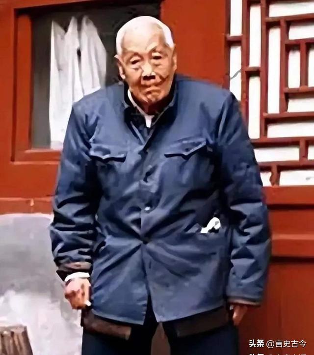 根本不算男人！清朝太监回忆：妃子洗澡不用手和避讳太监	，侮辱人