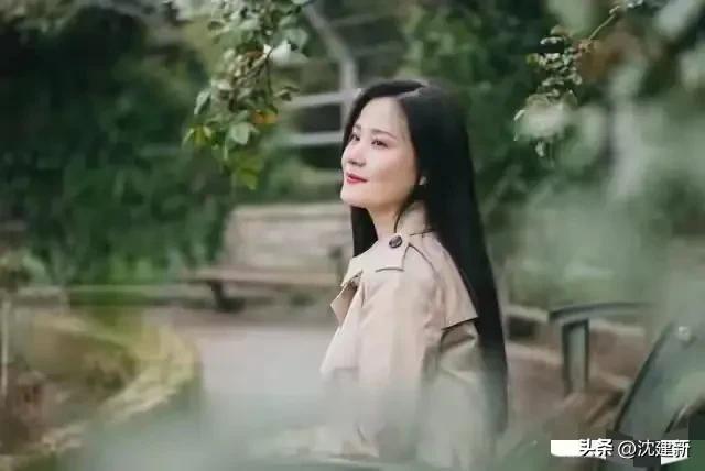 女人主动“勾引	”男人时	，90%的女人都会说这两句话，男人别不信