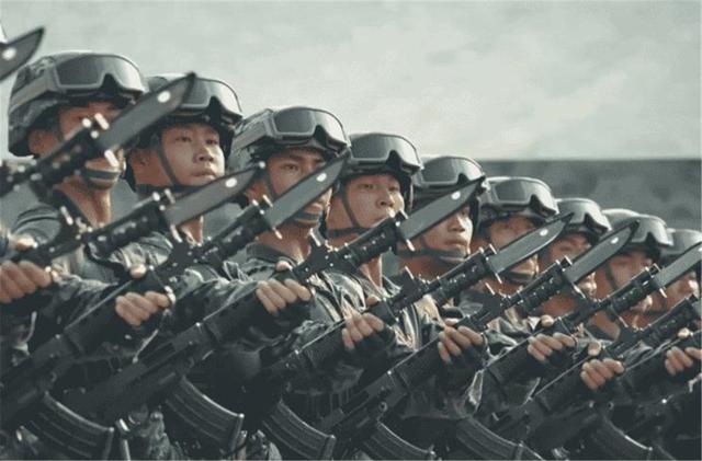 比美还嚣张，日本通告全球别去中国阅兵，否则不客气？台退将大怒