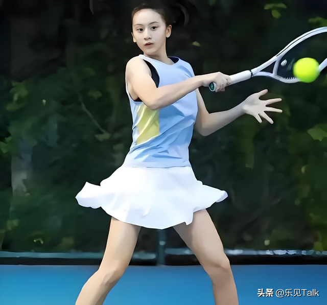 李湘“爱女人设”崩塌！泰国求子只是冰山一角，11年前就怀上二胎