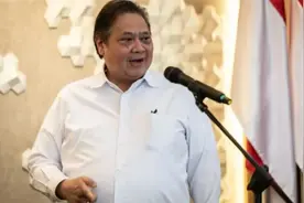 关税战，中国还在“战斗”，15国对美举白旗，特朗普最后通牒见效图片