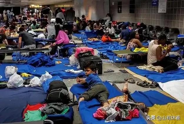若不搬走这“三座大山”，中国人口总数，将在2056年被老美反超