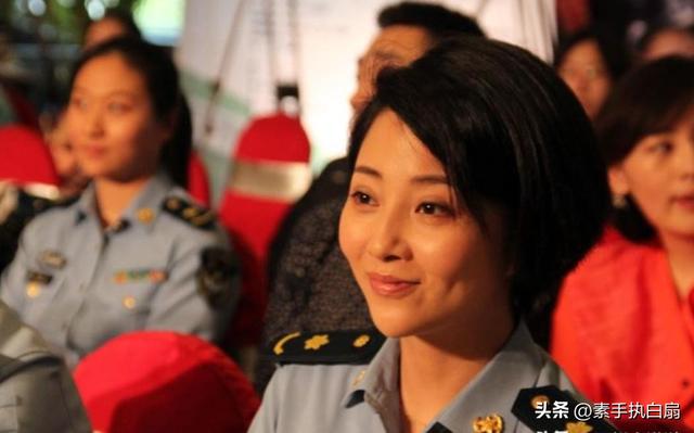 表面是演员，实际军衔却高到吓人，这6位明星个个深藏不露