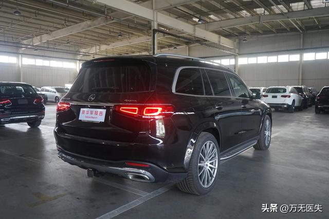 开油车的笑了，开电车的慌了？2026油电新政实锤，税费规则全变了