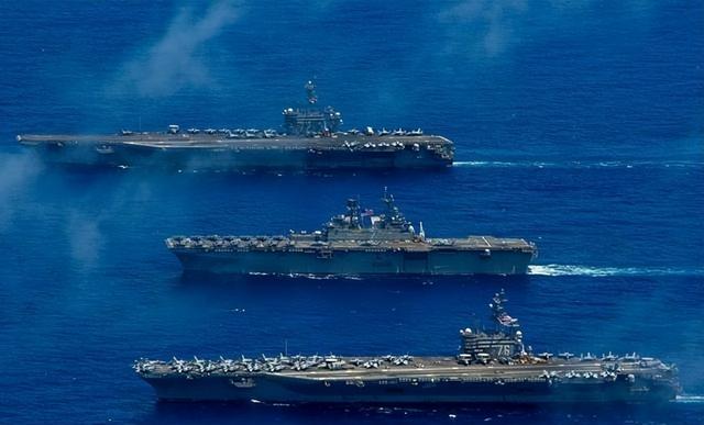 美媒：中国福建舰打击群完成首次实弹训练	，但战斗力不值得期待？