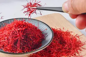 藏红花泡水喝出好身体，一周喝几次你真的清楚吗？图片