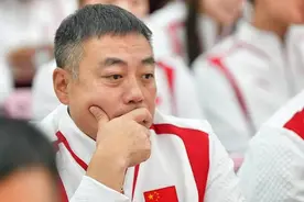 马龙、樊振东、陈梦退出世界排名后，刘国梁力挺！图片