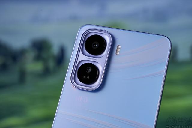 iQOO Neo11首测：中端性能机也要品质升杯