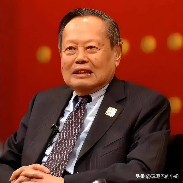 王宫保透露：杨振宁告别式时间确定，地点在八宝山，和邓稼先一样