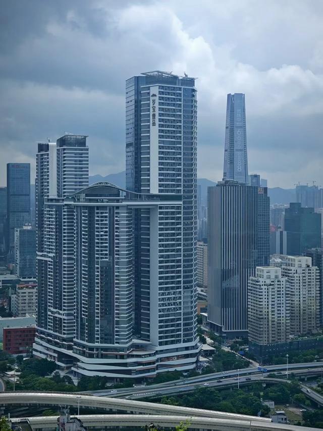 大暴雨之后的深圳罗湖笋岗，这里都快建成深圳新的CBD了！