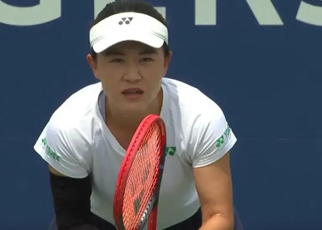 2-0！WTA再传捷报，中国老将创造历史，首次晋级16强，重返TOP400