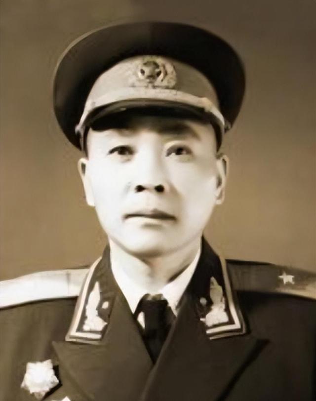 她被派往西藏任妇联副主任，被女奴隶问：为何不留在内地吃白面