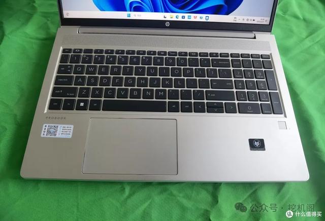6000元惠普军工本卖1300，接口多到开网吧！大师跑分69万吊打全场